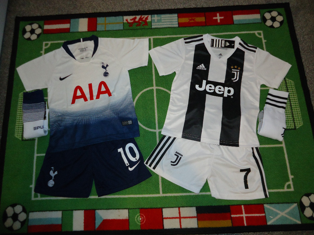 tottenham kids football kit